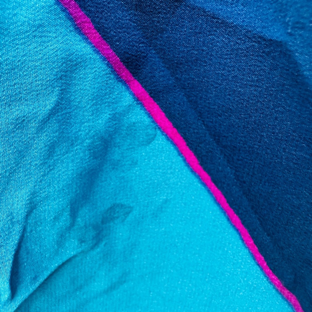 See by Chloe 100% silk button up women’s top Hues of blue and brown - Picture 5 of 8